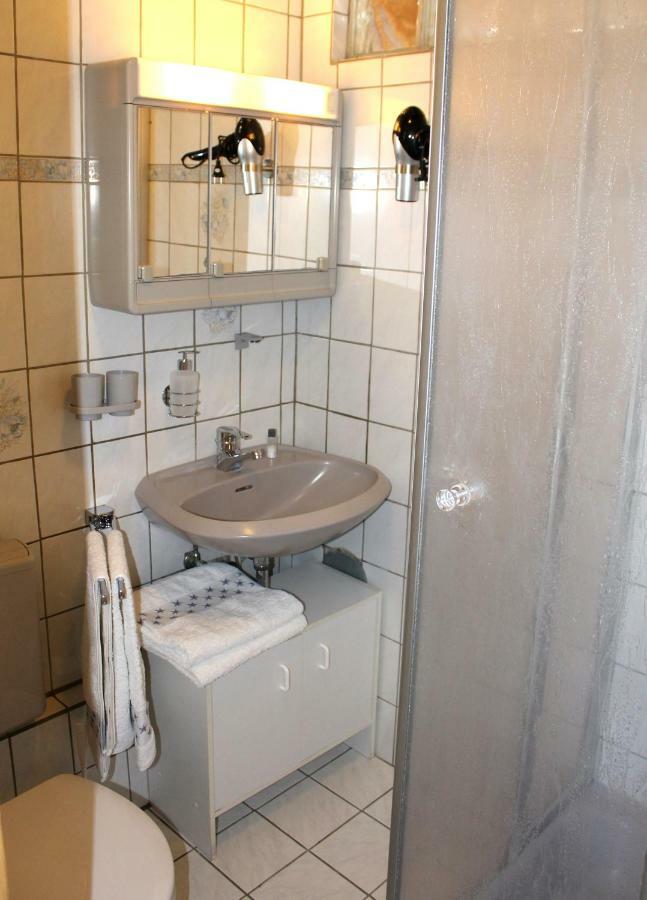 Ferienwohnung Bei Inge Und Heinz 孔茨 外观 照片